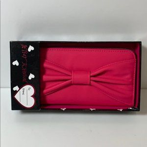 Betsey Johnson Pink Bow Wallet in Gift Box